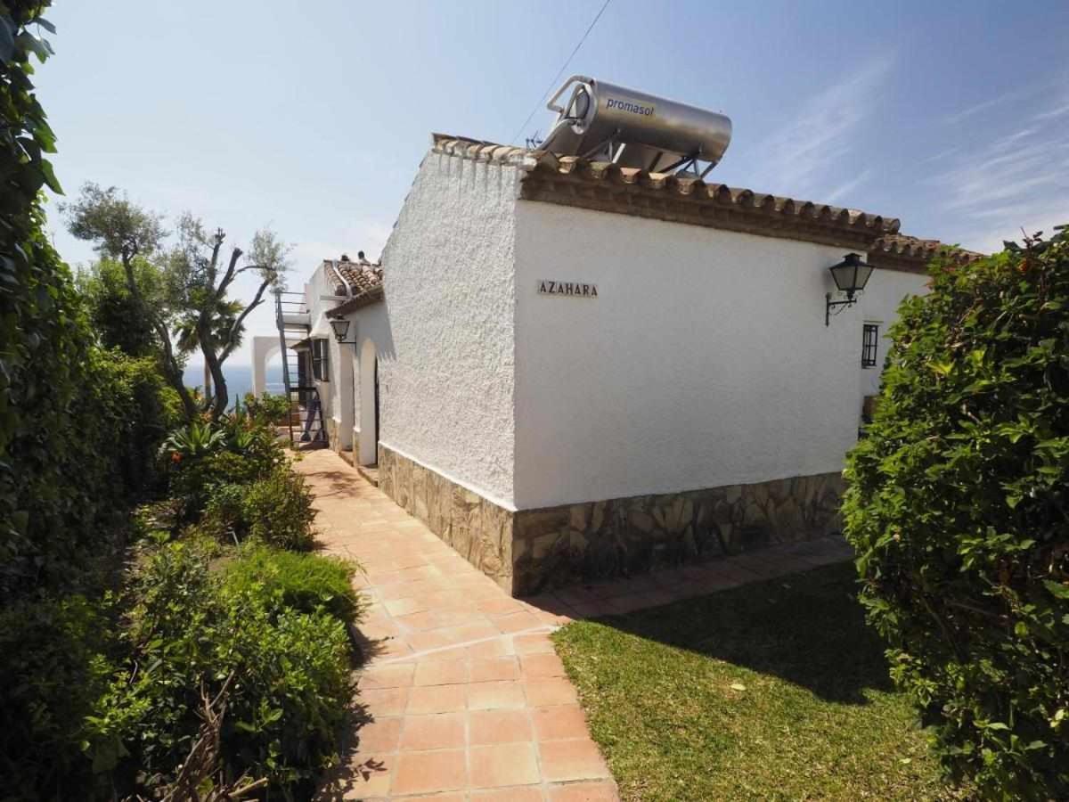 Villa Azahara Nerja Exteriör bild
